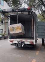 dual track vehicle mounted crane