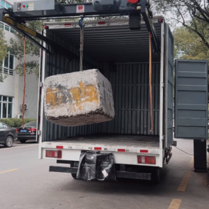 dual track vehicle mounted crane